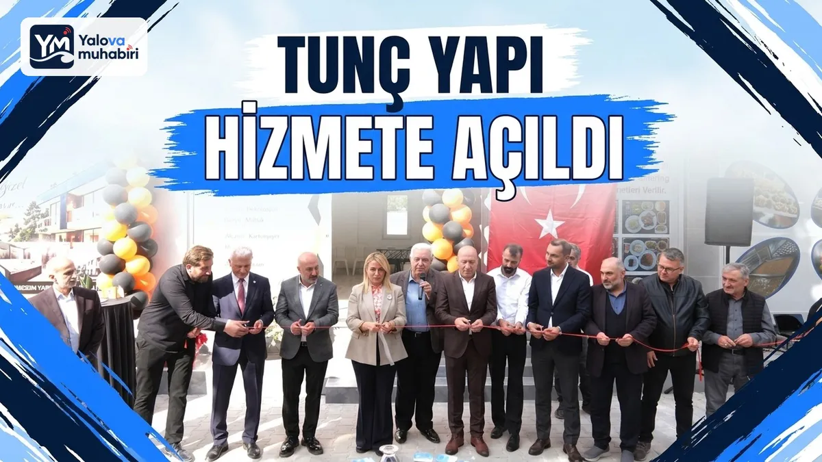 Altınova'da Tunç Yapı hizmete açıldı. Yeni yatırımın heyecanını paylaşan Belediye Başkanı Yasemin Fazlaca, işletmeye bol kazanç temennisinde bulundu.
