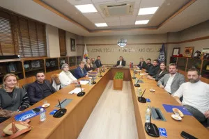 Organ seçimlerinin ardından İlk olağan Toplantısını yapan 13. Meslek Komitesi'nde başkanlığa İsmail Tütün, başkan yardımcılığına ise Mustafa Çavuş getirildi. - Fotoğraf 4