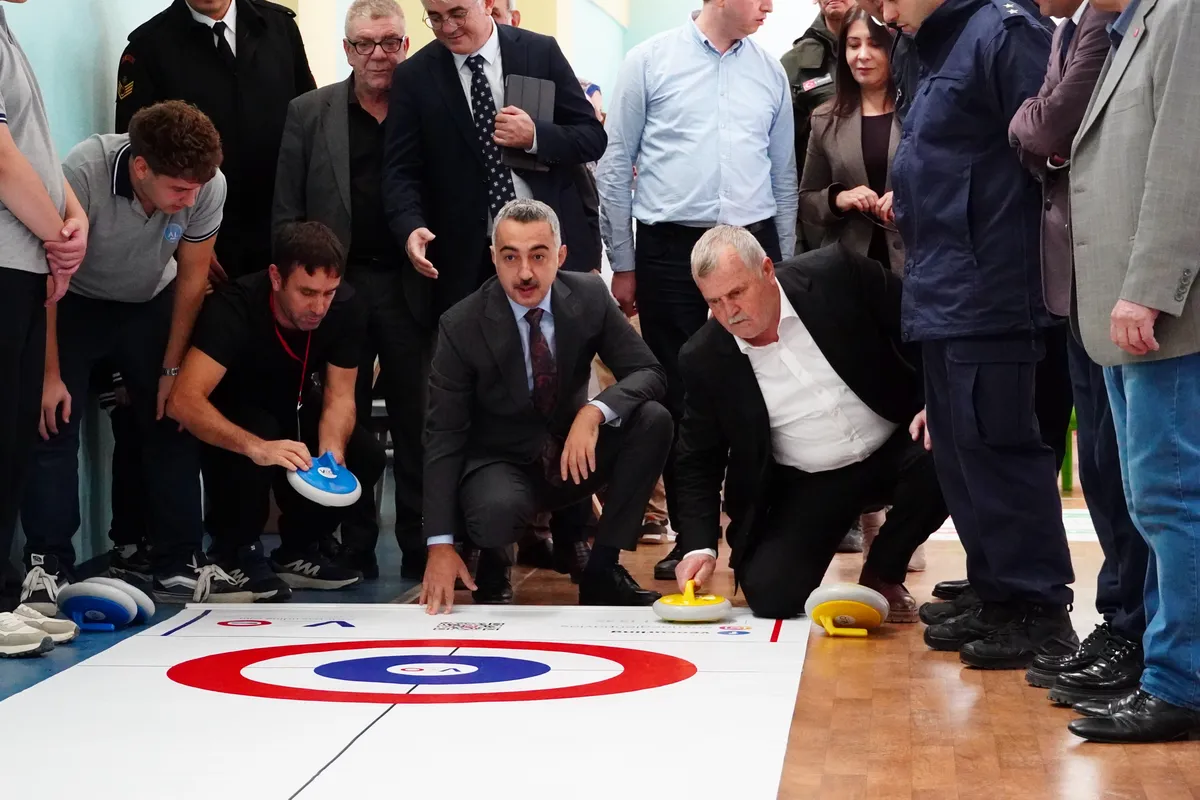 İlçe protokolünün katıldığı törenle kapılarını açan TÜBİTAK 4007 Bilim Şenliği'nde, öğrencilerin ve katılımcıların hazırladığı bilimsel projeler sergilenmeye başladı. - Fotoğraf 8