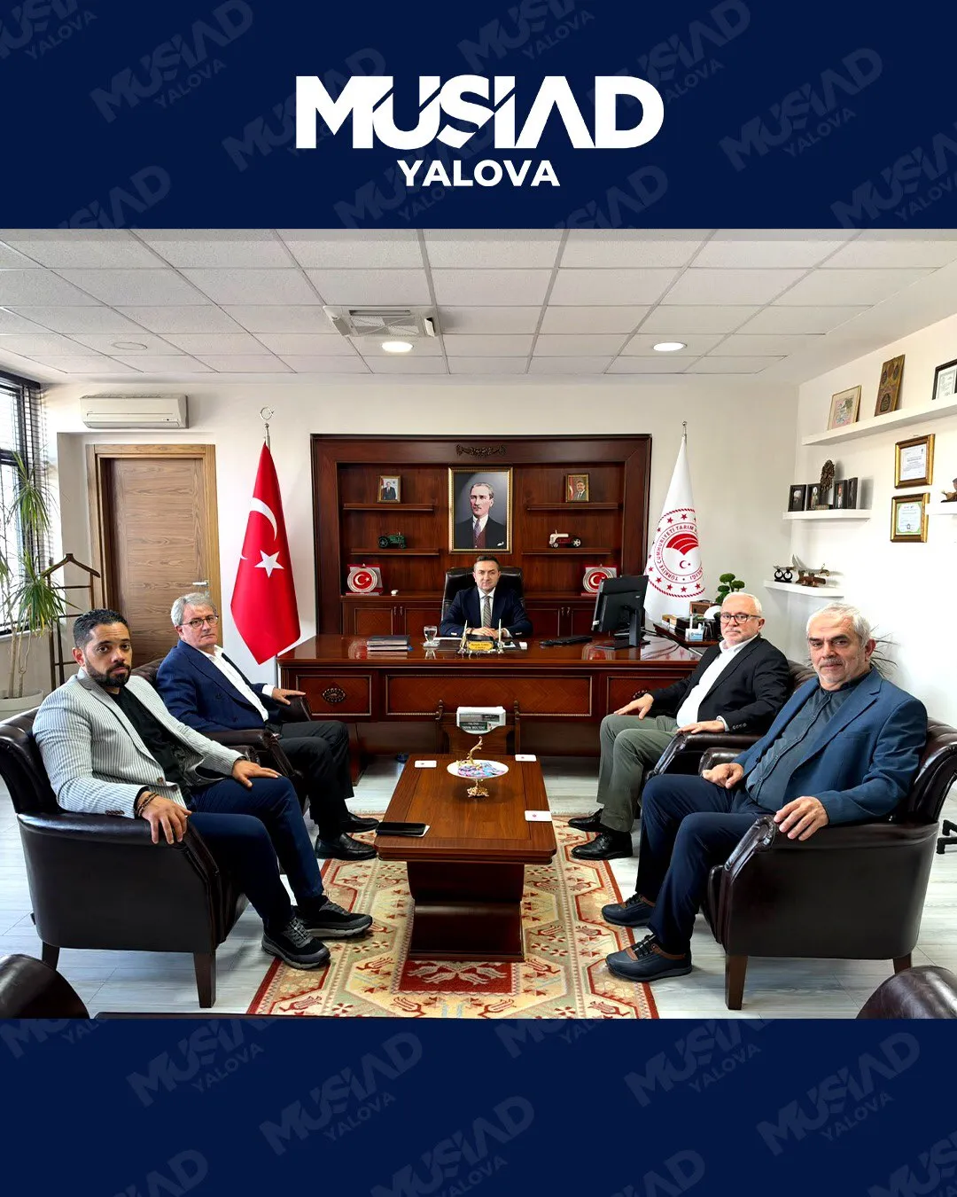 Yalova'da tarımın mevcut durumu ile tarımsal faaliyetlerin ele alındığı ziyarette, iş dünyası temsilcileri İl Tarım ve Orman Müdürü Mustafa İlmeç ile bir araya geldi. - Fotoğraf 2