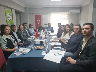 Çınarcık Belediyesi, 24 Ekim 2026'da Çevreci BELEDİYELER Birliği toplantısına katılarak Avrupa Birliği destekli hibe programında tam başvuru aşamasına geçen Atık projesini anlattı. - Küçük görsel 2