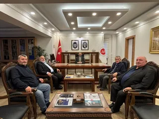 Emekli din görevlileri ve cami görevlilerinden oluşan heyet, Yalova İl Müftüsü Naci Çakmakçı'yı makamında ziyaret ederek hayırlı olsun dileklerini iletti. - Küçük görsel 2