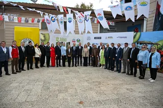 Yalova'nın Subaşı beldesinde bu yıl 12'ncisi düzenlenen Kivi Festivali, il protokolü, üreticiler ve vatandaşların katıldığı açılış programıyla kapılarını açtı. - Küçük görsel 2