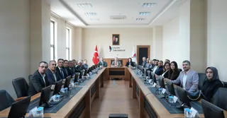Rektörlük binasında düzenlenen törende, akademi ile üretim sektörünü buluşturan Üniversite-Sanayi İş Birliği Protokolü 7 sanayi kuruluşunun katılımıyla imza altına alındı. - Küçük görsel 13