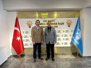 Yalova İl Sağlık Müdürü Halim Ömer Kaşıkcı, AK Parti Merkez İlçe Başkanı Hüseyin Özyılmaz'a ziyarette bulundu; müdürlük nazik ev sahipliği dolayısıyla Özyılmaz'a teşekkür etti. - Küçük görsel 2