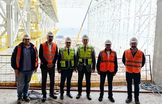 Altınova Kaymakamlığı, RMK Marine Tersanesi inşaat alanına ziyaret düzenlendiğini ve projede yürütülen çalışmaların son durumunun değerlendirildiğini duyurdu. - Küçük görsel 2