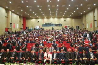 Yalova Üniversitesi'nde düzenlenen 2026-2027 Akademik Yılı Açılış Töreni'ne katılan ilçe belediyesi, yeni dönemin akademisyenlere ve öğrencilere hayırlı olmasını temenni etti. - Küçük görsel 3