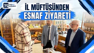 Yalova İl Müftüsü Naci Çakmakçı, din görevlileriyle birlikte Gaziosmanpaşa civarındaki esnafı ziyaret ederek hayırlı kazançlar diledi ve Diyanet yayınlarından hediye etti. - Küçük görsel 1