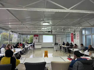 Yalova'da afet ve acil durumlarda görev alacak personele yönelik üç gün süren psikososyal destek başlangıç düzey eğitim programı tamamlandı. - Küçük görsel 6