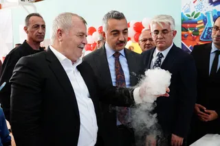 İlçe protokolünün katıldığı törenle kapılarını açan TÜBİTAK 4007 Bilim Şenliği'nde, öğrencilerin ve katılımcıların hazırladığı bilimsel projeler sergilenmeye başladı. - Küçük görsel 6