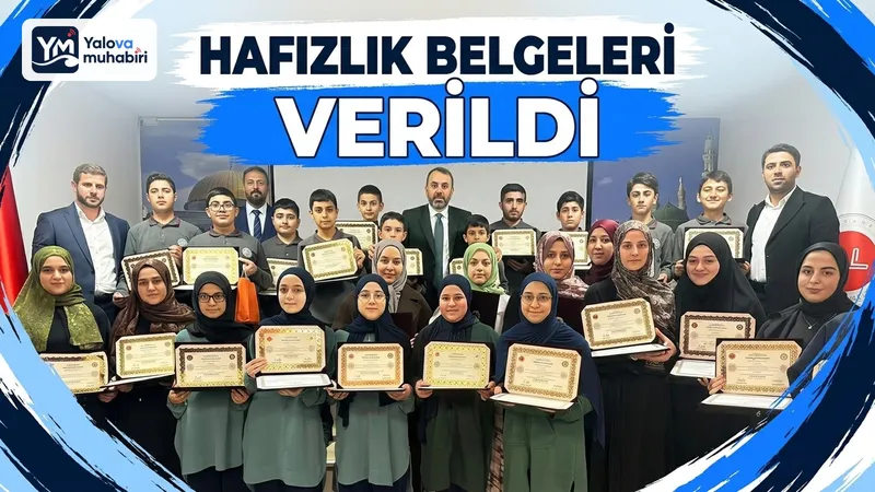 Yalova'da hafızlık eğitimlerini tamamlayan öğrencilere hafızlık belgeleri, İl Müftüsü Naci Çakmakçı'nın katıldığı programla takdim edildi.