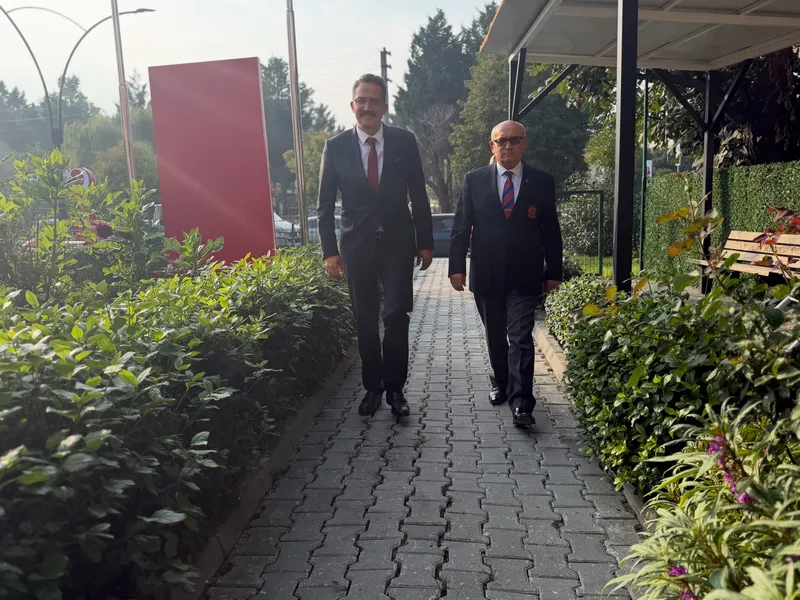 Göreve başlayan İl Müdürü Seçkin Bilici, kentte faaliyet gösteren şehit ve gazi derneklerinin başkanları, yöneticileri ve üyeleriyle bir araya gelerek taleplerini dinledi. - Fotoğraf 5